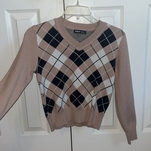 argyle pattern tan sweater